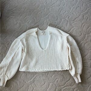 We the free Cream V-Neck Women's Cropped Sweater